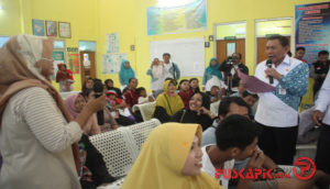 Wali Kota Pekalongan Edukasi Masyarakat tentang Virus Corona lewat Salam Sehat