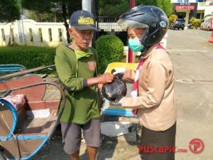 Corona, Kali Ini Pramuka Pemalang Bagikan Sembako