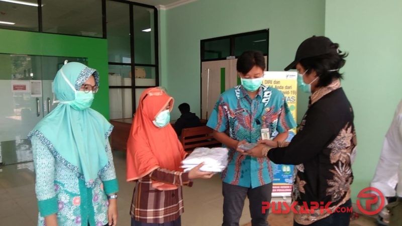 Koni Kabupaten Pekalongan Bantu APD dan Masker