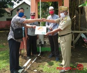 Lakpesdam NU Banyumas Bangun Sarana Air Bersih dan Jamban Umum