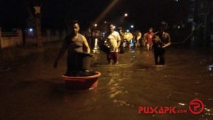 Tanggul Sungai Meduri Jebol, Banjir Rob Pekalongan Makin Parah