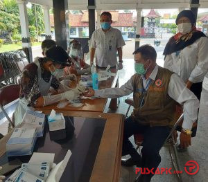 Bupati Pemalang Di-rapid Test, Hasilnya Non-Reaktif