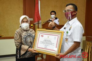 Konsep Unik Pelayanan Drive Thru SIM A/C, MPP Batang Raih Penghargaan MenPAN-RB