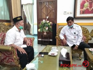 Pedagang Lontong Sayur yang Dermawan Itu, Bertemu Bupati Pemalang