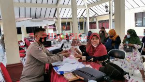 Bantuan untuk Pedagang Kaki Lima, Disalurkan Polres Pemalang
