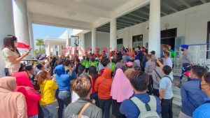 Poyek City Walk Malioboro Tegal Didemo Pedagang