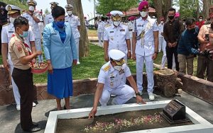 Kasal Pimpin Ziarah di TMP Monumen Bumi Wana Samudera Kalibakung Tegal