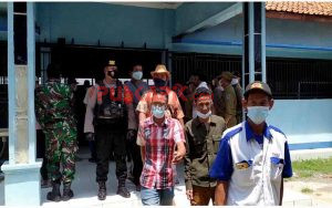 Tidak Puas Kebijakan Kades, Puluhan Warga Geruduk Balai Desa Randusari Tegal