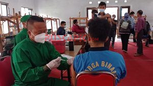 Ratusan Napi di Lapas Slawi Divaksinasi