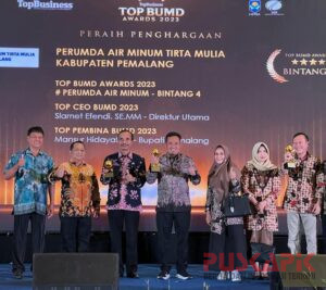 Perumda Tirta Mulia Pemalang Boyong Tiga Piala TOP BUMD Awards 2023 Majalah Top Business