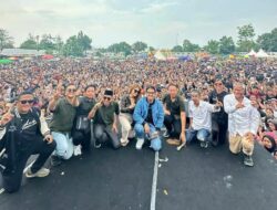 Sepakat Revolusi, Puluhan Ribu Warga Pemalang Ramaikan Kampanye Vicky Prasetyo