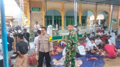 Polres Pekalongan dan Polsek Jajaran Pantau Pemotongan Hewan Kurban