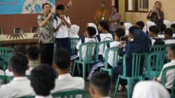Ahmad Luthfi Meninjau, 12 Siswa Jalur Sekolah Kemitraan Diterima di SMA PGRI 1 Temanggung