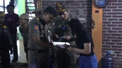 Satpol PP Batang Berikan Surat Peringatan Ke 30 Tempat Kafe dan Karaoke