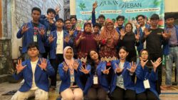 Mahasiswa Ilmu Komunikasi UDINUS Gelar Edukasi dan Pelatihan Pengolahan Sampah di Tambakrejo
