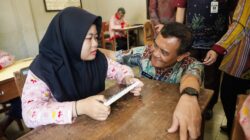 Penyandang Disabilitas Netra di Panti Penganthi Tunjukkan Semangat dan Kebahagiaan Saat Dikunjungi Ahmad Luthfi