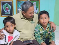 Ingin Bertemu Ibu, Kisah Dua Bocah dan Hati Besar Mbah Tarjo