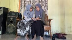 Si Kembar Tetap Semangat Belajar Lewat Program Sekolah Kemitraan Gubernur Ahmad Luthfi