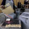 Nostalgia Jajanan Gemblong Bakar Legendaris di Sudut Kota Pemalang