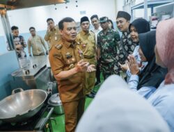 MBG Bukan Sekadar Dapur Ngebul, Gubernur Luthfi Tekankan Dampak Kesejahteraan