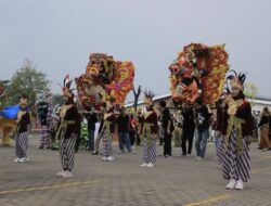 PT BIG Brebes Semarakkan Karnaval HUT RI ke-80, Tampilkan Barongsai hingga Teatrikal Pahlawan