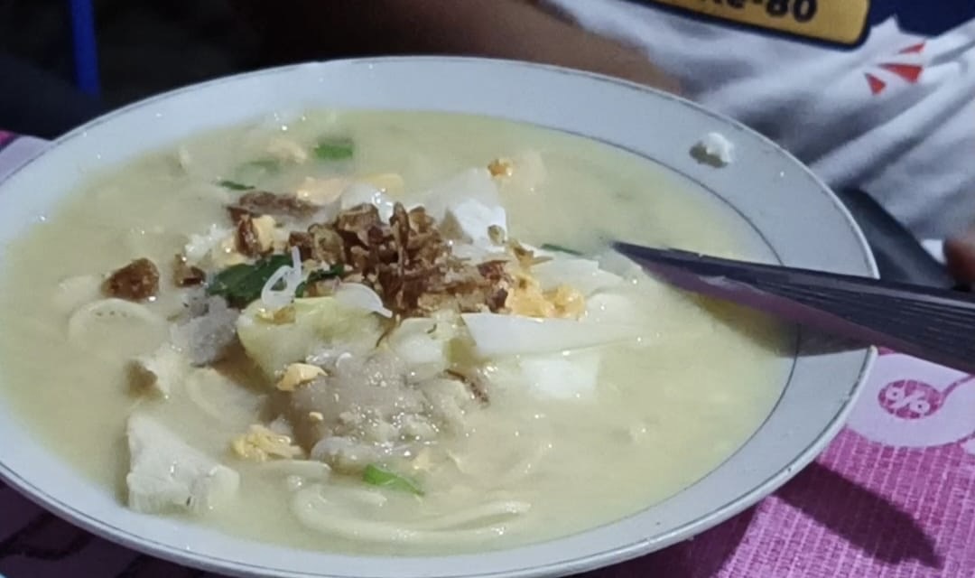 Menikmati Malam di Jogja Wajib Menikmati Bakmi Pak Pele di Alun-alun Lor Jogja