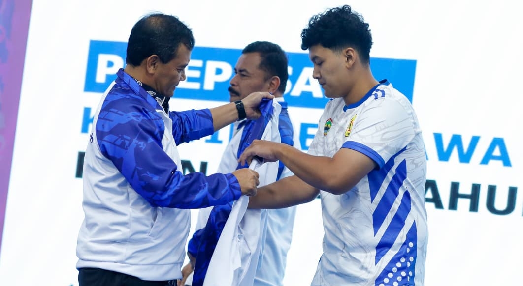 Gubernur Ahmad Luthfi Lepas Kontingen Pomnas XIX, Bidik Jateng Juara Umum