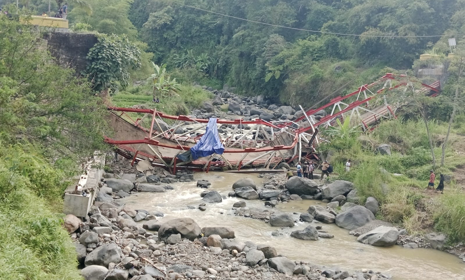 Ini Kronologis Jembatan Kalierang Ambruk yang Menyebabkan 6 Pekerja Luka-luka