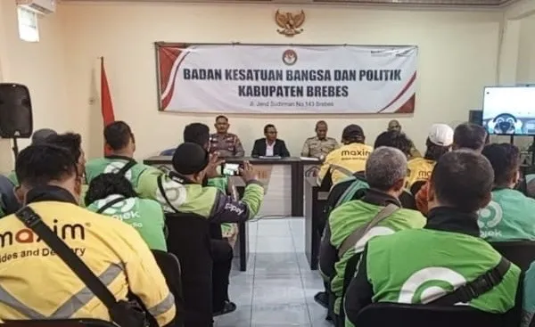 Kesbangpol Brebes dan Komunitas Ojol Bahas Dampak Aksi, Keselamatan, dan Solidaritas