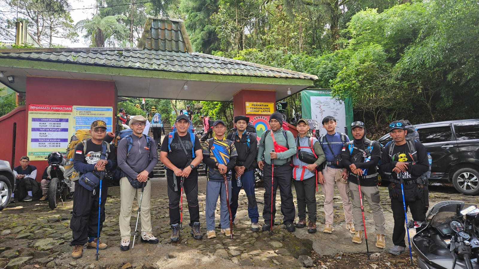 Persilatan Ragajati Mendaki Gunung Lawu, Napak Tilas Pusat Spiritual di Tanah Jawa