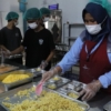 Kebahagiaan Para Penjaga Gizi Sekolah Bisa Bekerja di Dapur MBG
