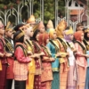 Warna-warni Pakaian Adat Nusantara Semarakkan Upacara Sumpah Pemuda di Pemalang