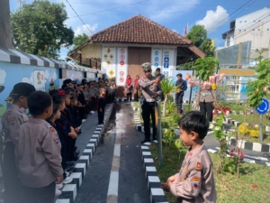 Polisi Sahabat Anak di Taman Lalu Lintas Polres Tegal, Edukasi Keselamatan