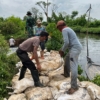 Tanggul Sungai Silempeng Pekalongan Jebol, Warga TNI POLRI, Kerja Bakti Perbaikan