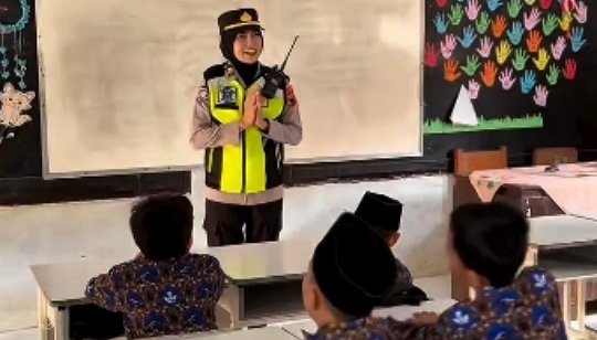 Operasi Zebra Candi 2025, Binmas Polres Pekalongan Edukasi Keselamatan Lalin Siswa SD